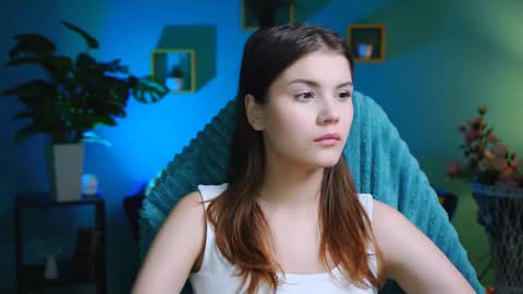 Snapshot of evathopson chatting on 12.03.24 Eva next stream - - 1600 UTC2000 online show from 12.03.24