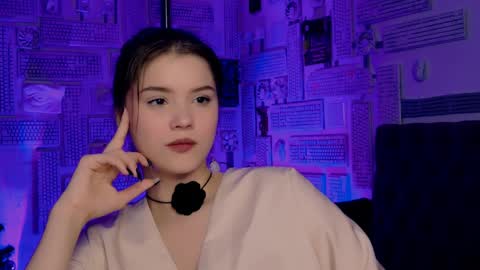 Snapshot of evathopson chatting on 02.01.25 Eva next stream - - 1600 UTC2000 online show from 02.01.25