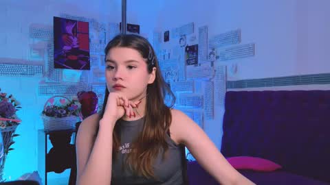 Snapshot of evathopson chatting on 02.28.25 Eva next stream - - 1600 UTC2000 online show from 02.28.25