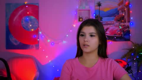 Snapshot of evathopson chatting on 11.25.25 Eva next stream - - 1600 UTC2000 online show from 11.25.25