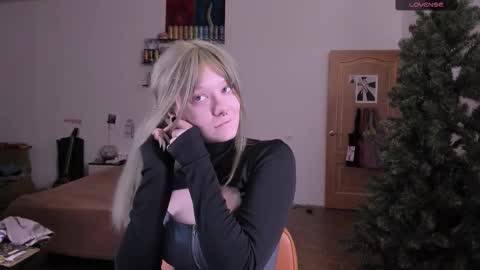 Snapshot of evathority chatting on 02.23.26 online show from 02.23.26