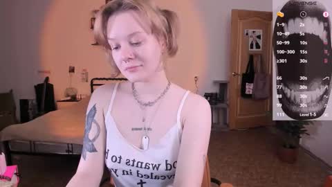 Snapshot of evathority chatting on 03.27.26 online show from 03.27.26