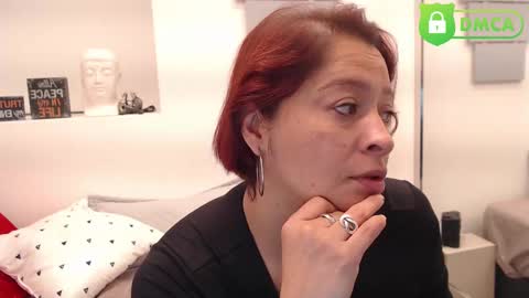 Eva Twiss online show from 09.26.25