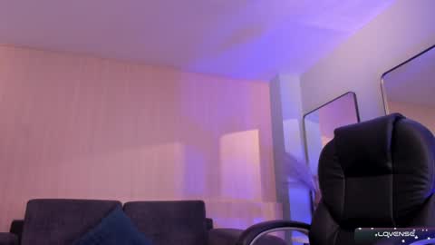 Snapshot of evebenson chatting on 02.04.25 Eve online show from 02.04.25