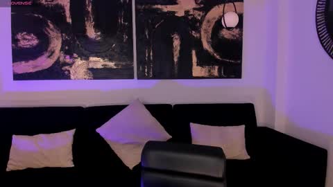 Snapshot of evebenson chatting on 09.15.25 Eve online show from 09.15.25