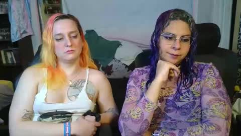 Snapshot of evelan123 chatting on 02.09.26 Chulal online show from 02.09.26