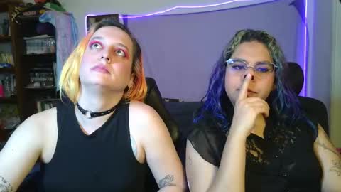 Snapshot of evelan123 chatting on 03.13.26 Chulal online show from 03.13.26