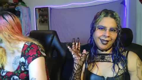 Snapshot of evelan123 chatting on 03.19.26 Chulal online show from 03.19.26
