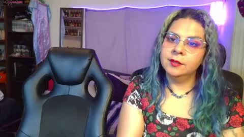 Snapshot of evelan123 chatting on 04.17.26 Chulal online show from 04.17.26
