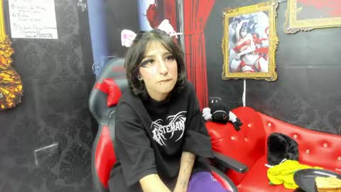 Snapshot of evelin_hellsing chatting on 05.17.26 Evelin Hellsing online show from 05.17.26