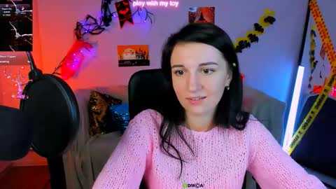 evelina online show from 10.26.25