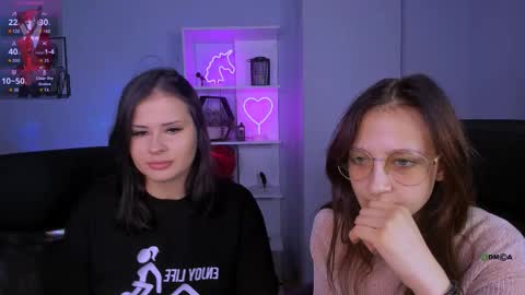 evelina online show from 11.18.25