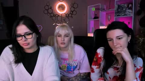 evelina online show from 11.19.25