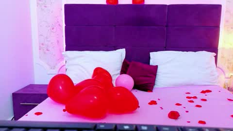 Snapshot of evelinhill chatting on 02.16.26 EvelinHill online show from 02.16.26