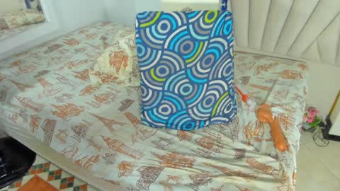 DAYANITA online show from 02.05.25