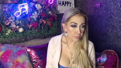 EvelynaGrey online show from 01.31.25