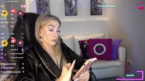 EvelynaGrey online show from 02.28.25