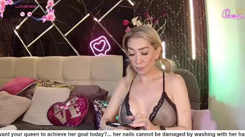 EvelynaGrey online show from 05.15.26