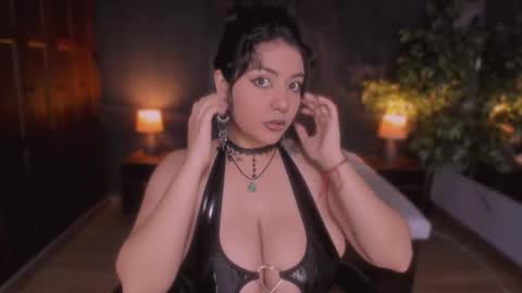  Evelyn  online show from 03.03.26