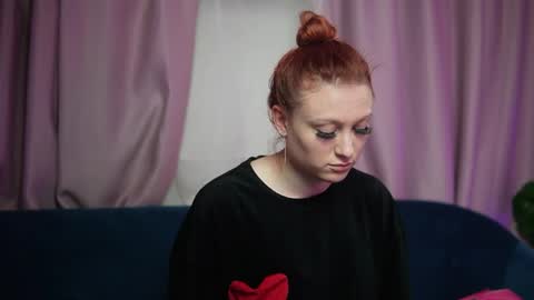 Snapshot of evelyncandy chatting on 05.24.26 Evelyn online show from 05.24.26
