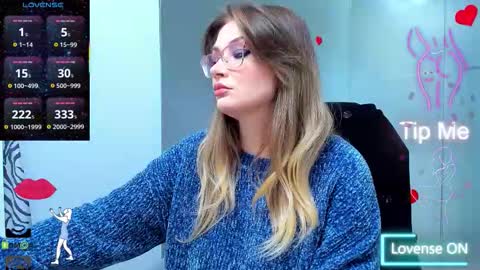 evelyne_rose online show from 12.15.25