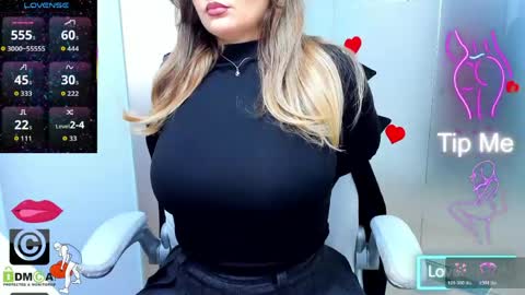 Snapshot of evelyne_rose chatting on 04.23.26 evelyne_rose online show from 04.23.26