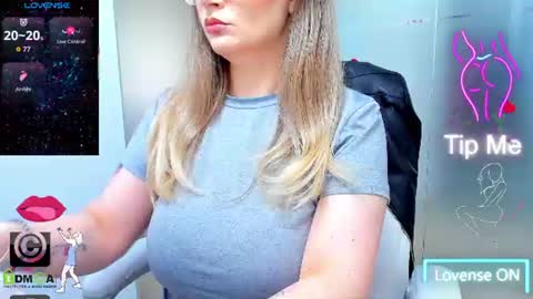 evelyne_rose online show from 06.15.26
