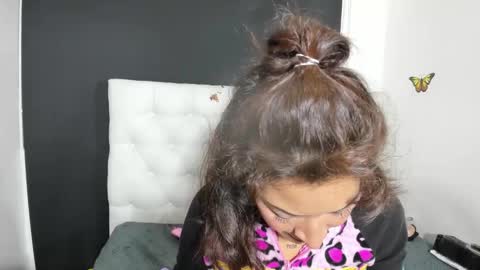 Evelyne online show from 02.24.26