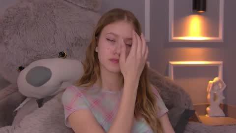 Snapshot of evemundie chatting on 03.02.25 Eve online show from 03.02.25