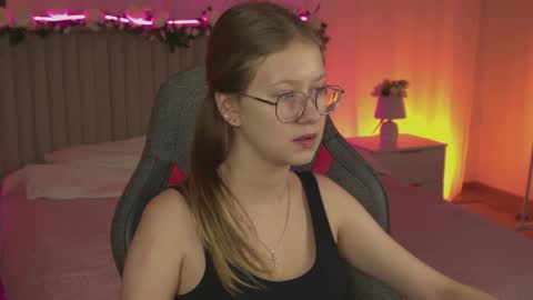 Snapshot of evemundie chatting on 11.10.25 Eve online show from 11.10.25