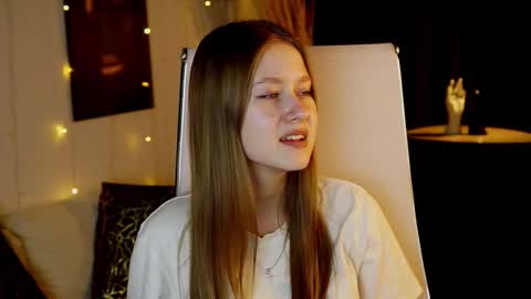 Snapshot of evemundie chatting on 02.10.26 Eve online show from 02.10.26