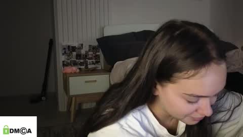 evi_woow online show from 02.03.26