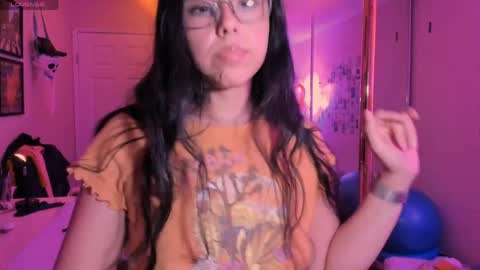 Snapshot of evie_luna chatting on 05.02.26 Evie Luna online show from 05.02.26