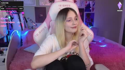 Evie online show from 12.14.24