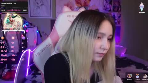 Evie online show from 12.22.24