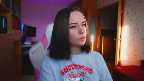 Victoria online show from 03.17.26