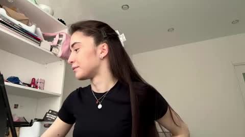 Chloe online show from 05.23.26