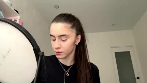 Chloe online show from 05.26.26