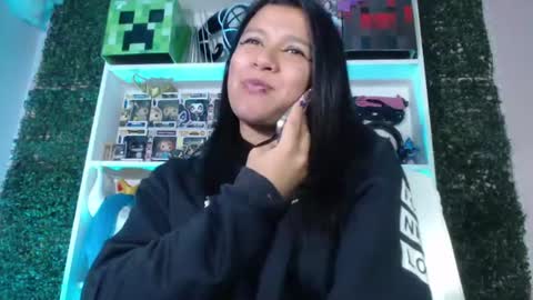 Im Evy online show from 07.22.26