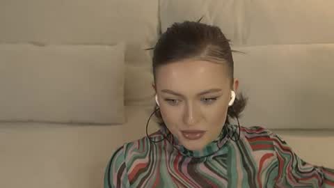 evyfxclaire online show from 07.03.26