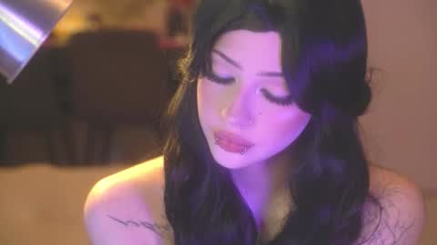 Snapshot of ex_angel chatting on 11.04.25 Alyson online show from 11.04.25