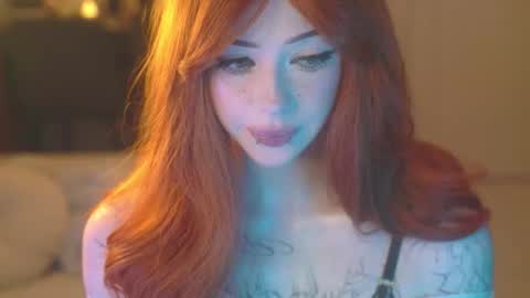 Snapshot of ex_angel chatting on 11.06.25 Alyson online show from 11.06.25