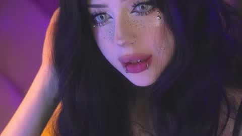 Snapshot of ex_angel chatting on 01.05.26 Alyson online show from 01.05.26