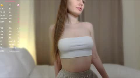 Snapshot of exclusive_model_ chatting on 02.28.25 Angel online show from 02.28.25