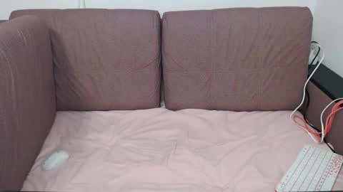 Snapshot of exclusivemilen chatting on 01.19.25 ExclusiveMilen online show from 01.19.25