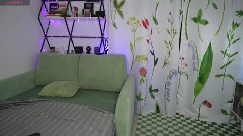 Mary online show from 09.08.25