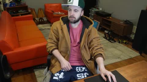 Snapshot of exjockstud chatting on 12.15.25 exjockstud online show from 12.15.25