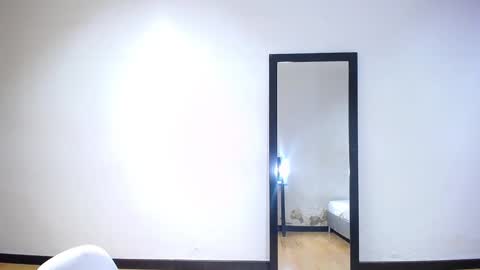 Snapshot of exotic_karmella chatting on 01.27.25 exotic_karmella online show from 01.27.25