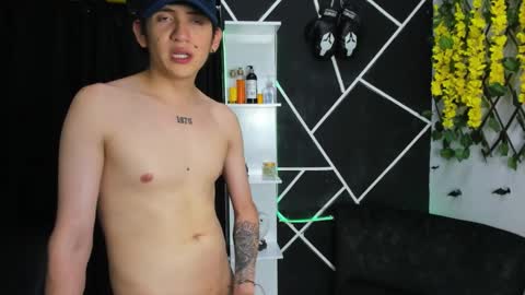 exotic_kisses_ online show from 12.03.24