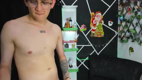 exotic_kisses_ online show from 12.10.24